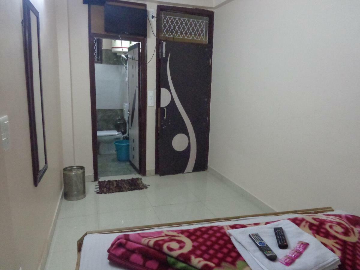 Delhi Inn,Walk In Nizamuddin Railway Station Nueva Delhi Exterior foto